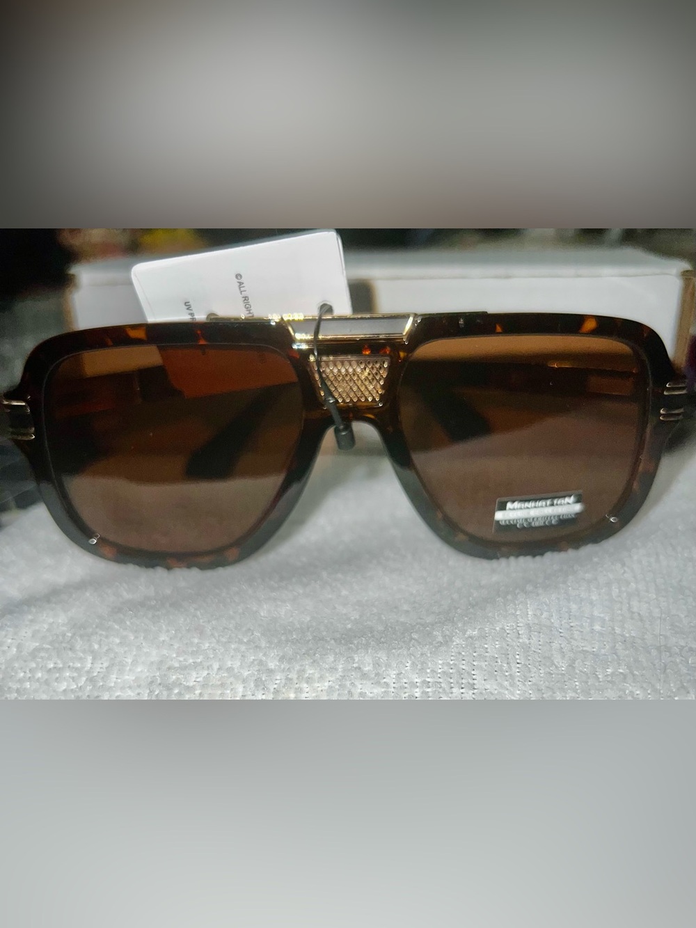 Mens Manhattan Retro Aviator Sunglasses MH87067 - NWT